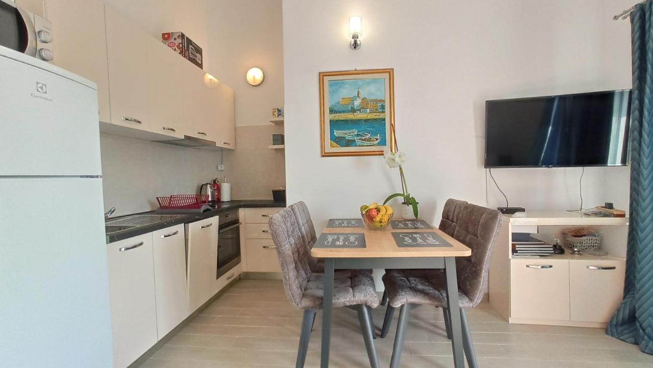 Jakopovic Apartments 로고즈니차 외부 사진